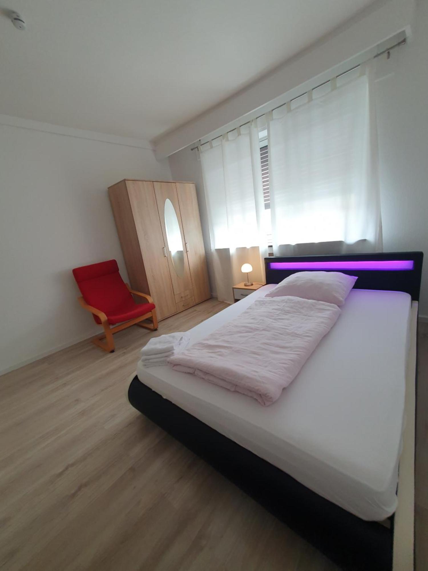 Gemuetliches Privatzimmer Mit Franzoesischem Doppelbett An Der Universitaetsklinik Mainz Apartment Exterior photo