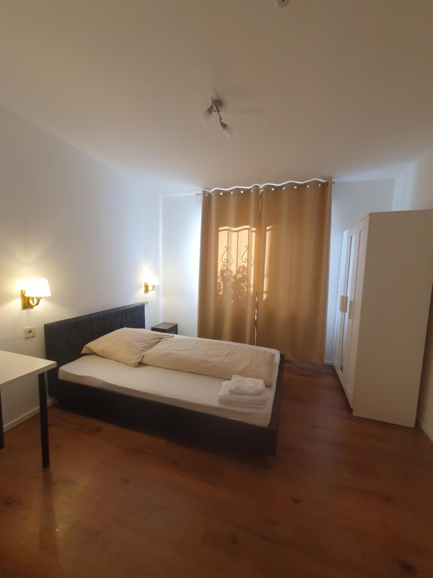 Gemuetliches Privatzimmer Mit Franzoesischem Doppelbett An Der Universitaetsklinik Mainz Apartment Exterior photo