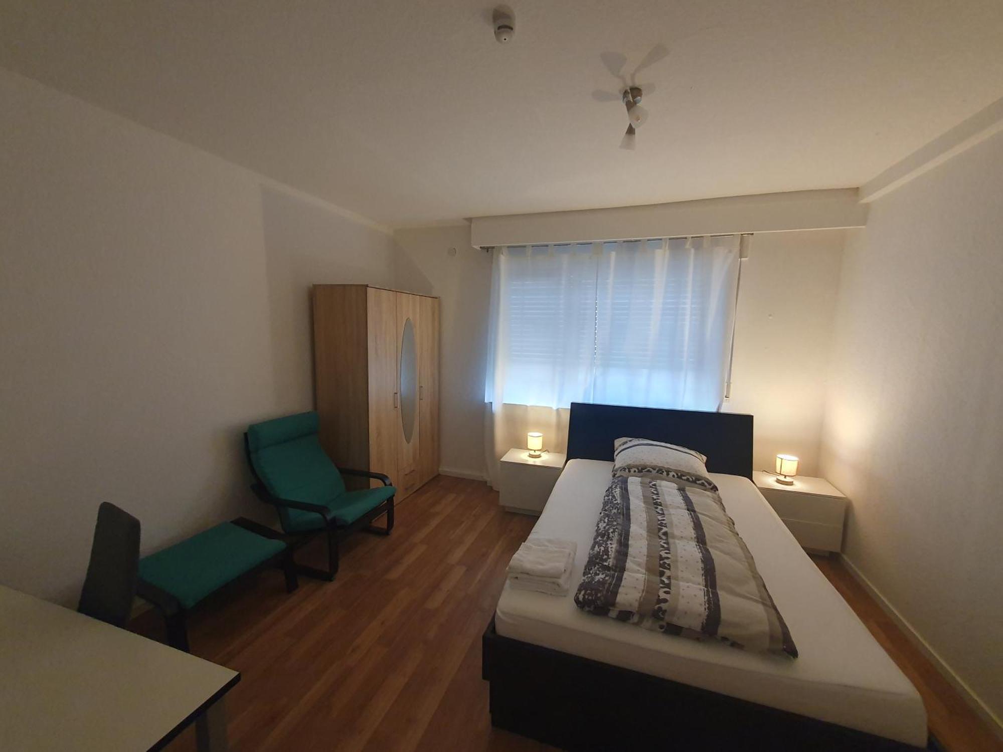 Gemuetliches Privatzimmer Mit Franzoesischem Doppelbett An Der Universitaetsklinik Mainz Apartment Exterior photo